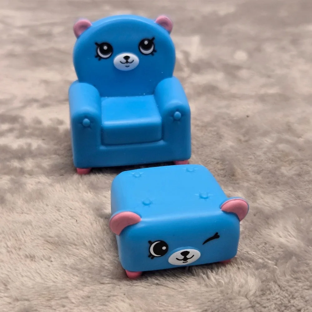 Shopkins Happy Places Moose Blue Bear Chair‎ and Ottoman McDonalds Toy 2018 Set